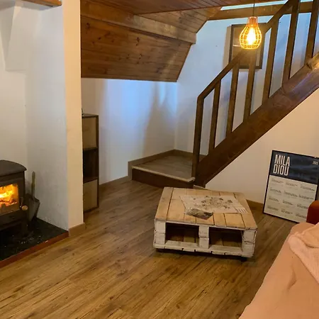 Сasa de vacaciones Le Cantou Castelnau-de-Mandailles